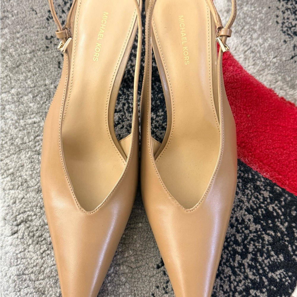 Michael Kors Tan Leather Pointed Slingback Mules - Picture 5 of 7